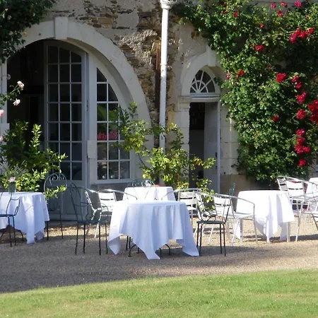 Chateau Du Plessis - Anjou La Jaille-Yvon