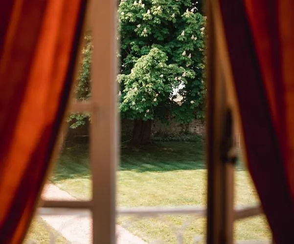 Chateau Du Plessis - Anjou La Jaille-Yvon